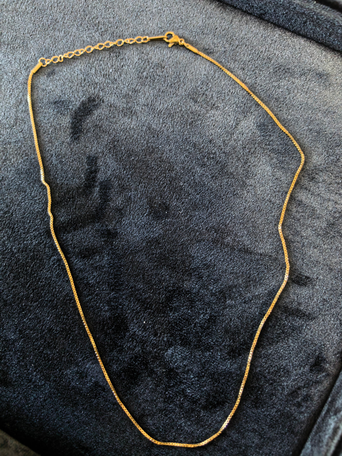 Box Glow Chain 18k gild